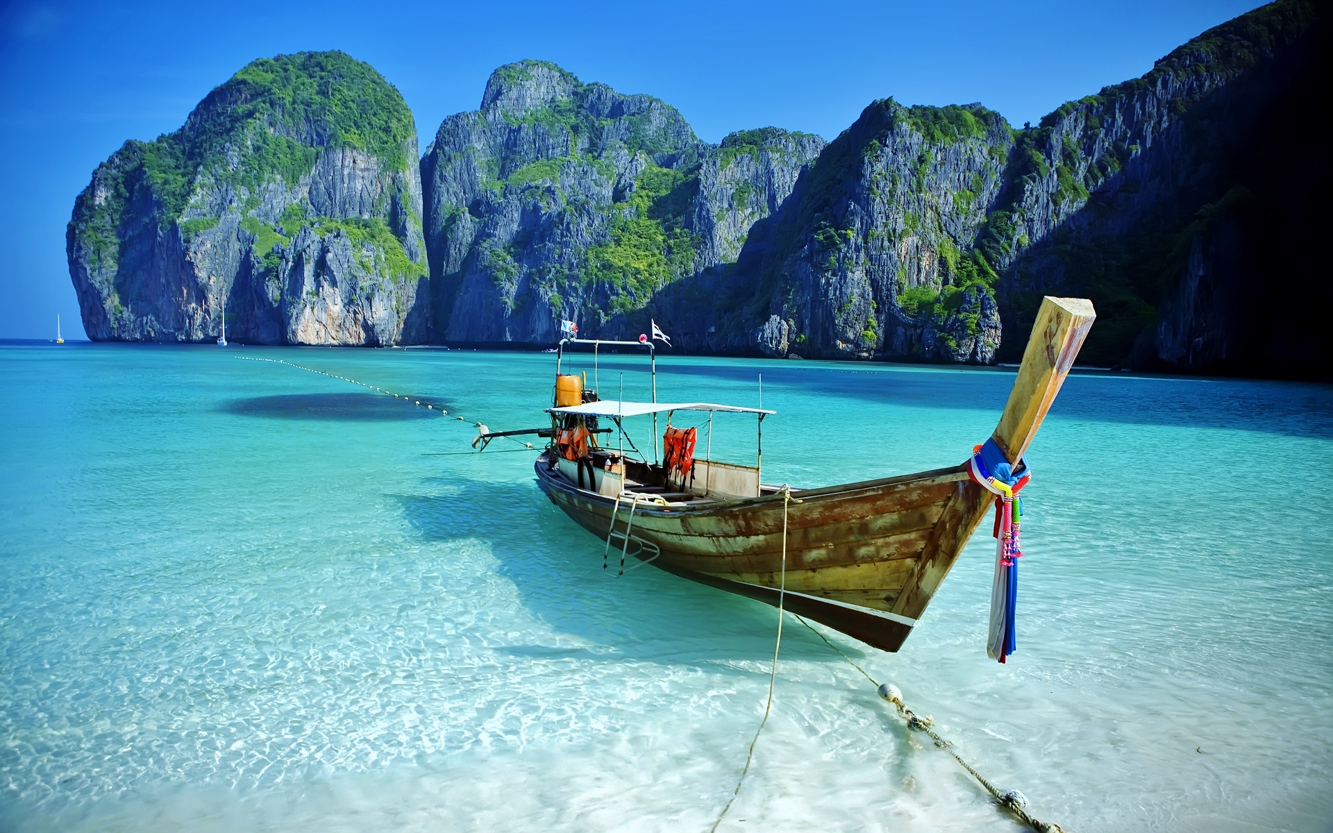 CHƯƠNG TRÌNH THAM QUAN DU LỊCH THIÊN ĐƯỜNG PHUKET - ĐẢO PHI PHI – DOLPHIN SHOW -ĐỀN CHALONG BAY THẲNG VIETJET AIR | Hoàng Việt Travel