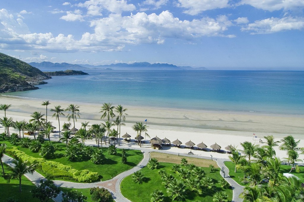 Tour Hà Nội Nha Trang Ninh Thuận 4n3đ bay VNA trọn gói