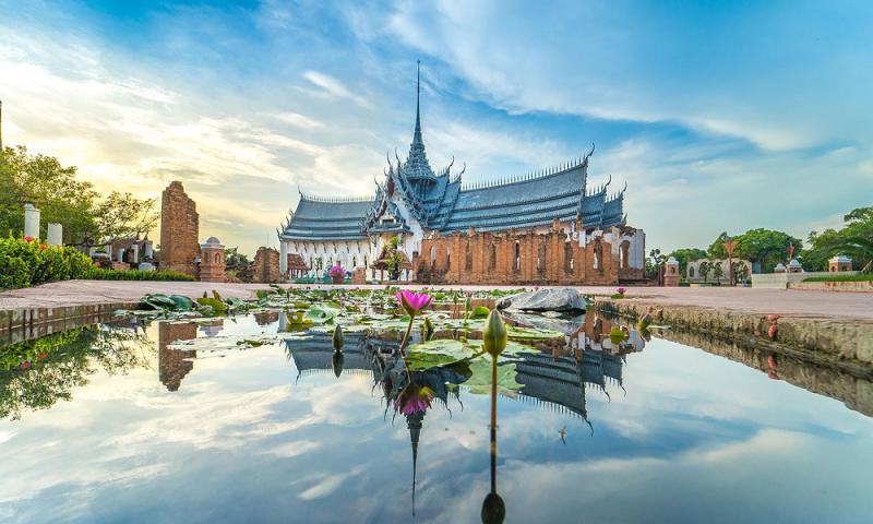 Làng cổ Ancient City