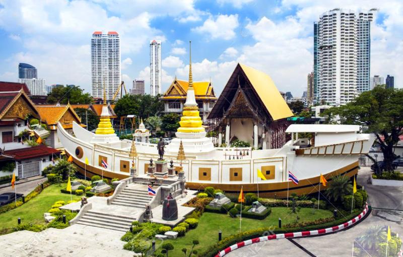 Chùa thuyền Wat Yannawa - ngôi chùa linh thiêng ở Thái Lan