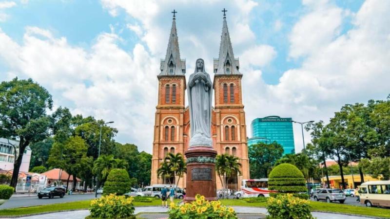 Nhà thờ Đức Bà Sài Gòn