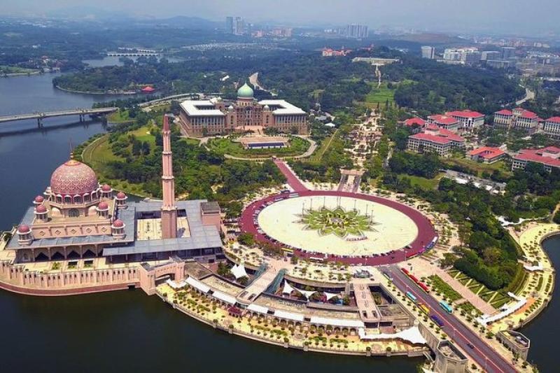 Thành phố trẻ Putrajaya thiên đường du lịch của Malaysia