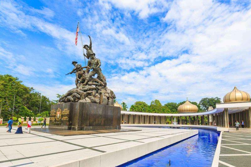 Tượng đài chiến thắng quốc gia National Monument- Lịch sử hào hùng của Malaysia