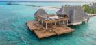 Không gian nhà hàng và quầy bar tại Heritance Aarah, Maldives