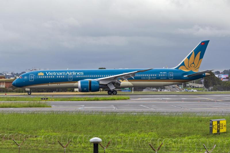 Máy bay Vietnam Airlines hạ cánh tại sân bay Sydney