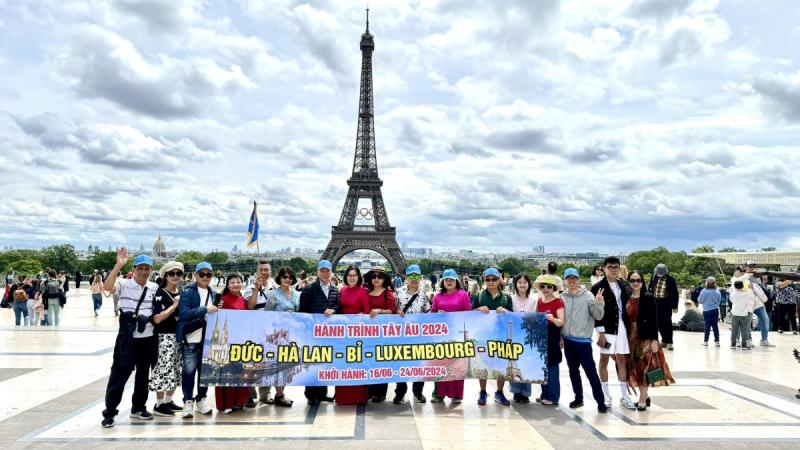 kinh nghiệm đi du lịch châu âu theo tour - hoàng việt travel