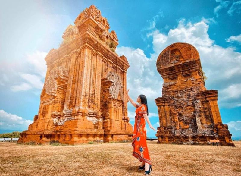 Tháp Chàm Poshanư Và Bí Ẩn Văn Hóa Người Chăm