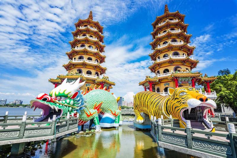 Tháp Long Hổ - điểm đến nổi bật khi du lịch Đài Loan
