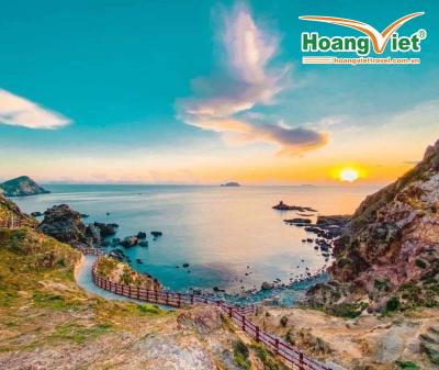 HÀ NỘI - QUY NHƠN – PHÚ YÊN  XỨ SỞ HOA VÀNG CỎ XANH BAY VIETJET AIR 
