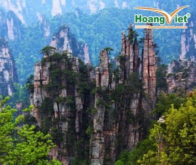 TRƯƠNG GIA GIỚI - PHƯỢNG HOÀNG CỔ TRẤN – THIÊN TỬ SƠN – HỒ BẢO PHONG  BAY CHARTER VIETJET AIR 