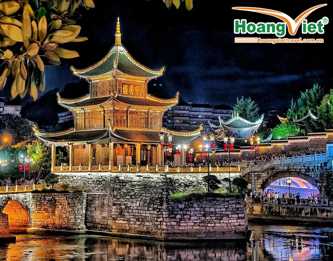 Tour Quý Dương Thiên Hộ Miêu Trại 5N4Đ Từ Hà Nội