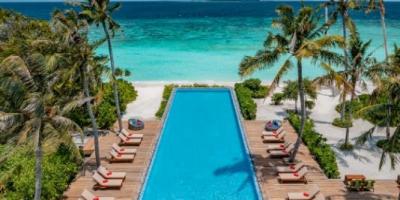 Hồ bơi và bãi biển tại Sun Siyam World, Maldives