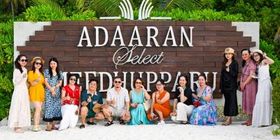 Đoàn du khách tại khu nghỉ dưỡng Adaaran Select Meedhupparu, Maldives