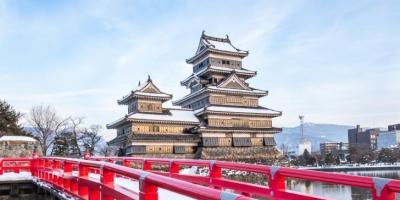 Lâu đài Matsumoto trong hành trình Nhật Bản Lâu đài Matsumoto trong hành trình Nhật Bản