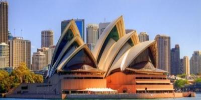 Nhà hát Opera Sydney bên cảng Sydney, nước Úc Nhà hát Opera Sydney bên cảng Sydney, nước Úc