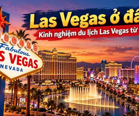 Biển chào Welcome to Fabulous Las Vegas bên hàng dừa và toàn cảnh dải Las Vegas Strip với đài phun nước Bellagio, tháp Eiffel