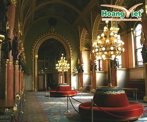 THU ĐÔNG ÂU - RỰC RỠ SẮC MÀU: Ý – Slovenia – Hungagry – Áo – CH Séc