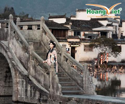 CHƯƠNG TRÌNH THƯỢNG HẢI – HỒ THANH SƠN -  HÀNG CHÂU – Ô TRẤN –  HOÀNG SƠN - HOÀNH THÔN CỔ TRẤN BAY VIETRAVEL AIRLINES 