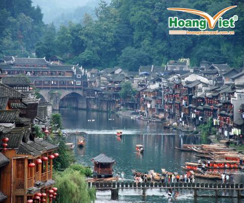 HÀ NỘI – TRƯỜNG SA - TRƯƠNG GIA GIỚI – PHƯỢNG HOÀNG CỔ TRẤN – THIÊN MÔN SƠN – HỒ BẢO PHONG +BAY HÀNG KHÔNG QINGDAO AIRLINES