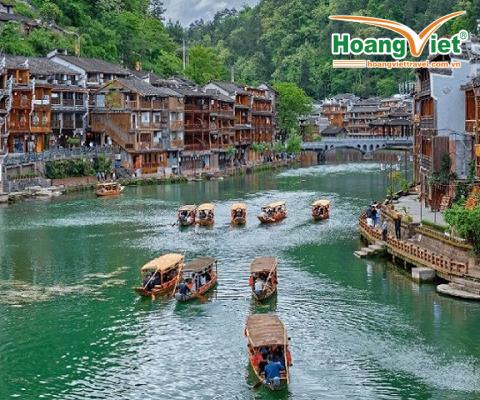 HÀNH TRÌNH KHÁM PHÁ QUÝ CHÂU – THIÊN HỘ MIÊU TRẠI BAY COLORFUL GUIZHOU AIRLINES