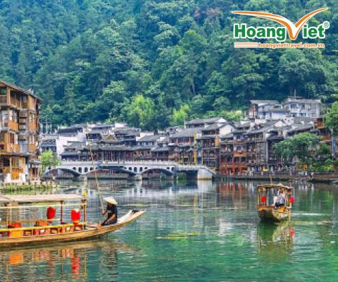 KHÁM PHÁ HÀ NỘI – NAM NINH – TƯƠNG TƯ HỒ TRẤN 3 NGÀY 2 ĐÊM 