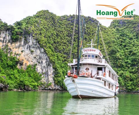 Khám phá vẻ đẹp vịnh Hạ Long với các du thuyền  ORIENTAL SAILS – STARLIGHT CRUISE 