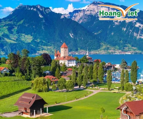 MỘT HÀNH TRÌNH 5 QUỐC GIA ĐỨC – ÁO – Ý – THỤY SỸ – PHÁP FRANKFURT – STUTTGART – HALLSTATT – SALZBURG – VENICE – MILAN – INTERLAKEN –BERN – ZURICH – LUCERNE – NÚI TUYẾT TITLIS – COLMAR – REIMS – PARIS BAY VIETNAM AIRLINES 