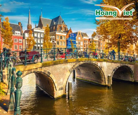 TOUR DU LỊCH CHÂU ÂU: KHÁM PHÁ CHÂU ÂU TOÀN CẢNH TÂY ÂU: HÀ NỘI - ITALIA - THỤY SỸ - PHÁP – BỈ - HÀ LAN – ĐỨC