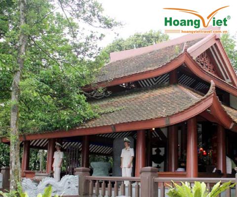 TOUR DU LỊCH ĐỀN THỜ BÁC HỒ - ĐỀN MẪU - ĐỀN THÁNH TẢN VIÊN 1 NGÀY