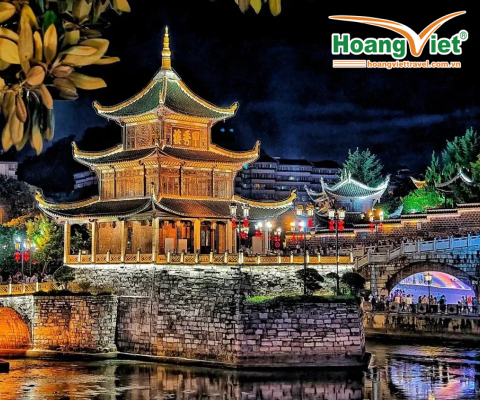Tour Quý Dương Thiên Hộ Miêu Trại 5N4Đ Từ Hà Nội