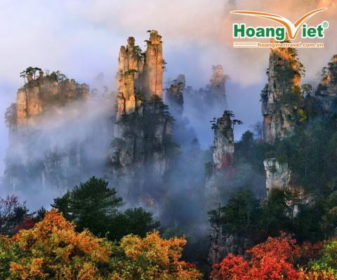 TRƯƠNG GIA GIỚI – MIÊU TRẠI - PHƯỢNG HOÀNG CỔ TRẤN – THIÊN MÔN SƠN – HỒ BẢO PHONG