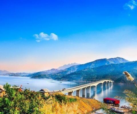 BIỂN HỒ TÂY BẮC CHƯƠNG TRÌNH DU LỊCH SƠN LA – QUỲNH NHAI