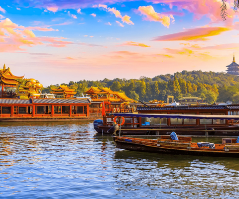 CHƯƠNG TRÌNH HÀ NỘI – ĐẠI LÝ – SHANGRILA – LỆ GIANG BAY LUCKY AIR 