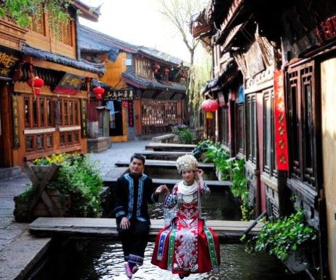 CHƯƠNG TRÌNH TOUR ĐẶC BIỆT CHÀO MỪNG QUỐC KHÁNH 2.9 : NAM NINH - LỆ GIANG - NÚI TUYẾT NGỌC LONG - KHE HỒ NHÁY - SHANGRILA BAY NỘI ĐỊA