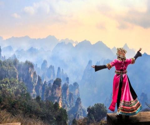 DU LỊCH HÀ NỘI – NGHI XƯƠNG – ĐẬP TAM HIỆP - TRƯƠNG GIA GIỚI – THẤT TINH SƠN - PHƯỢNG HOÀNG CỔ TRẤN BAY QINGDAO AIRLINES