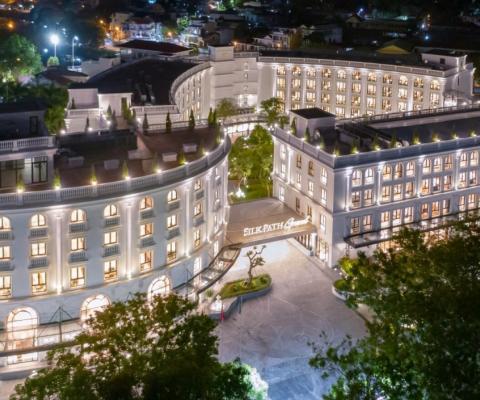 GÓI NGHỈ DƯỠNG 5 SAO TẠI SILK PATH GRAND HOTEL & RESORT HUẾ BAY BAMBOO AIRWAYS