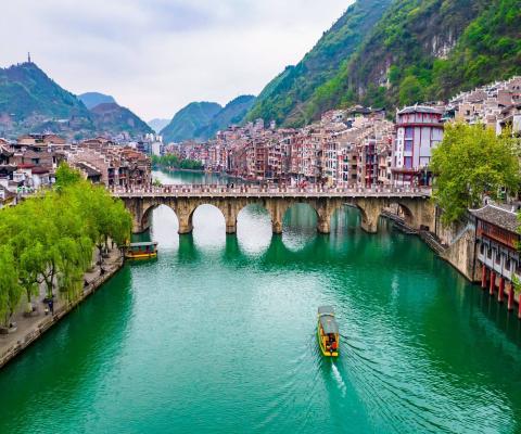 HÀ NỘI – NAM NINH – CỔ THÀNH TRẤN VIỄN – THIÊN HỘ MIÊU TRẠI – CỔ TRẤN HẠ TỪ- KHẢI LÝ