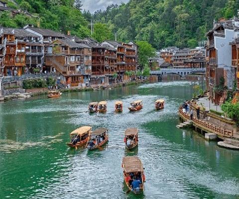 HÀNH TRÌNH KHÁM PHÁ QUÝ CHÂU – THIÊN HỘ MIÊU TRẠI BAY COLORFUL GUIZHOU AIRLINES