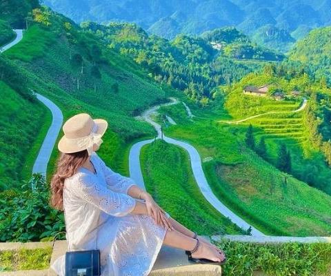 HỒ BA BỂ - THÁC BẢN GIỐC – ĐỘNG NGƯỜM NGAO – HÀNG PAC PÓ