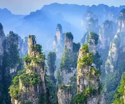 KHÁM PHÁ HÀ NỘI - TRƯỜNG SA - TRƯƠNG GIA GIỚI – PHƯỢNG HOÀNG CỔ TRẤN – THIÊN MÔN SƠN – HỒ BẢO PHONG BAY CHINA SOUTHERN AIR LINES 