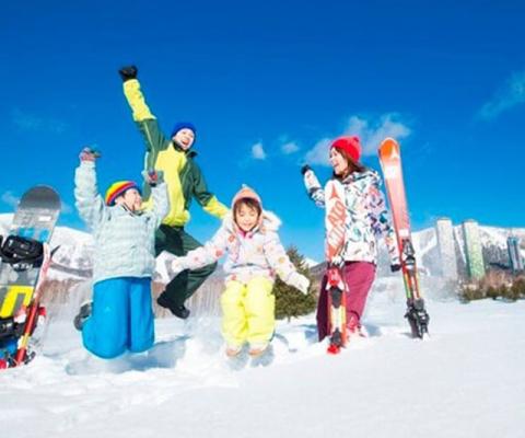 Khám Phá Mùa Đông Tuyết Trắng Hàn Quốc: Tour Hà Nội – Busan – Seoul (6 Ngày 5 Đêm)