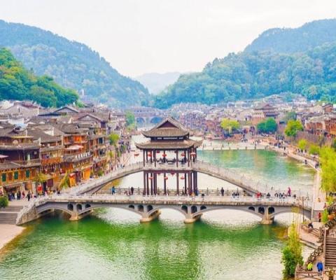 KHÁM PHÁ TRƯƠNG GIA GIỚI – PHƯỢNG HOÀNG CỔ TRẤN – THẤT TINH SƠN – HỒ BẢO PHONG ĐI BAY VỀ BỘ  