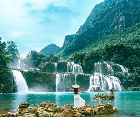 KHÁM PHÁ VÒNG CUNG ĐÔNG BẮC VIỆT NAM