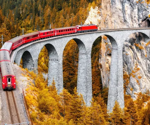 MỘT HÀNH TRÌNH 5 QUỐC GIA ĐỨC – ÁO – Ý – THỤY SỸ – PHÁP FRANKFURT – STUTTGART – HALLSTATT – SALZBURG – VENICE – MILAN – INTERLAKEN –BERN – ZURICH – LUCERNE – NÚI TUYẾT TITLIS – COLMAR – REIMS – PARIS BAY VIETNAM AIRLINES