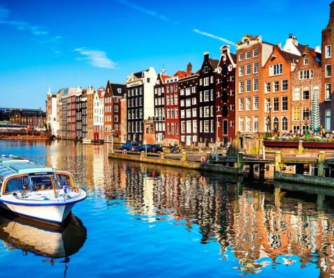 MỘT HÀNH TRÌNH - NĂM QUỐC GIA: LÀNG GIETHOORN - PHÁP - LUXEMBOURG - ĐỨC - BỈ - HÀ LAN