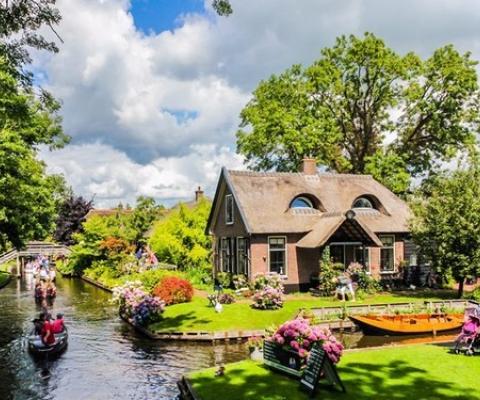 TOUR DU LỊCH CHÂU ÂU ĐẶC BIỆT: MỘT HÀNH TRÌNH 5 QUỐC GIA: PHÁP – LUX – ĐỨC – BỈ - HÀ LAN 9N8Đ