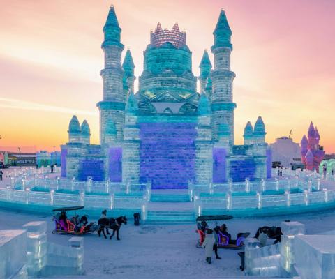 TOUR DU LỊCH: HÀ NỘI – ĐẠI LIÊN – CÁP NHĨ TÂN – LÀNG TUYẾT HƯƠNG 6N5Đ BAY QINGDAO AIRLINES