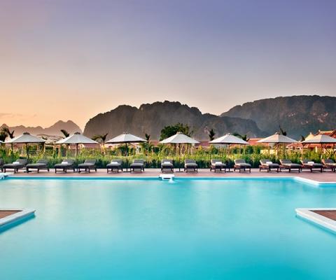 Tour Du Lịch MICE Hà Nội - Emeralda Ninh Bình - Hà Nội 2 Ngày 1 Đêm
