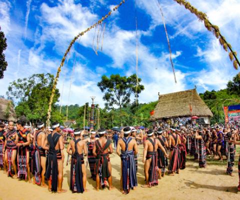 TOUR DU LỊCH PLEIKU – BUÔN MA THUỘT 4 NGÀY 3 ĐÊM