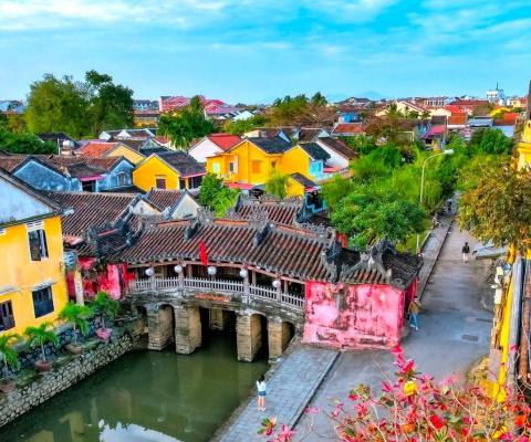 Tour Hành Trình Di Sản Miền Trung 5N4Đ Giá Tốt (Bay VNA)